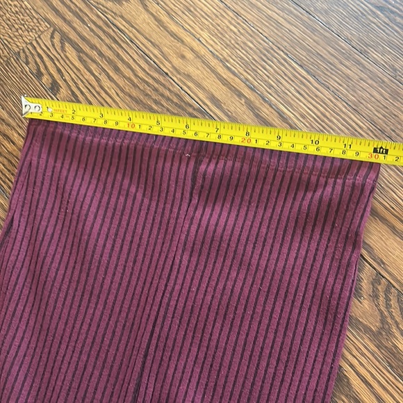 Lily White Wine Ribbed Elastic Waist Stretch Knit Pull on Midi Skirt - Picture 6 of 7